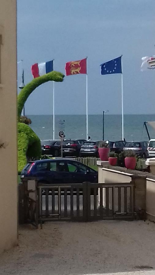شقة Studio + Terrasse Centre-Ville Villers Sur Mer المظهر الخارجي الصورة